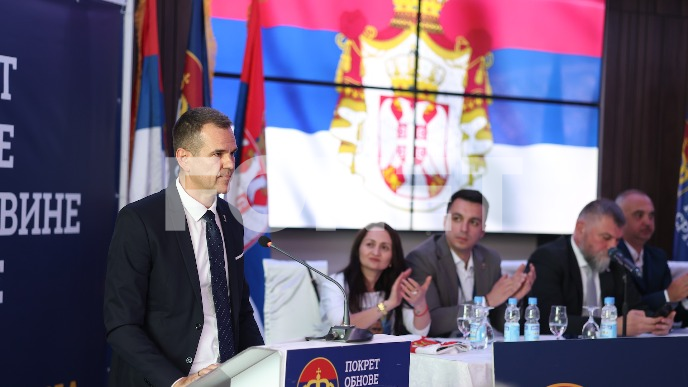 Vučić centralizuje moć