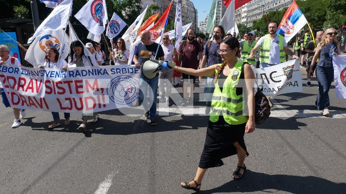 Radnici ispred ministarstva 