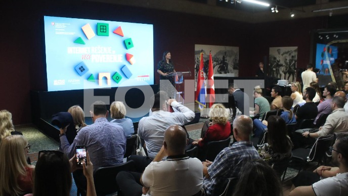 Razvijati CMS platforme