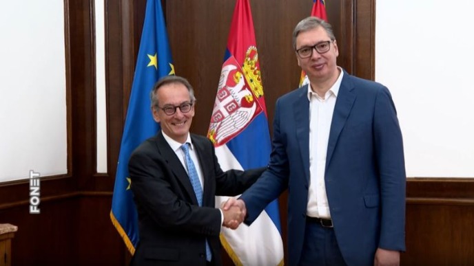 Balans procedura i potreba