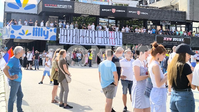 Šetnja i blokada raskrsnice