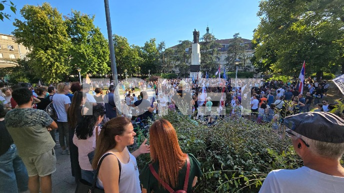 Spontana okupljanja zakonita 