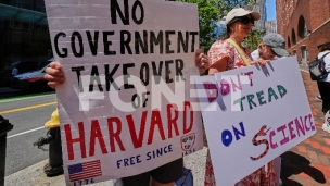 Harvard se opire Trampu