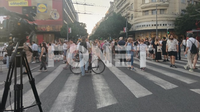 Blokada raskrsnice ispred SKC