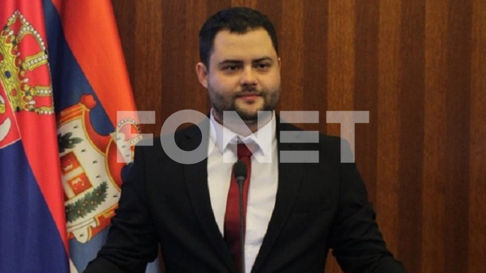 Petrov blokira Ustavni sud