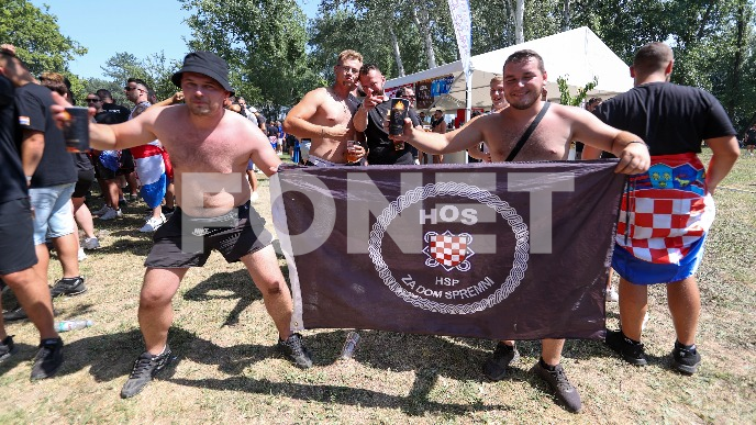 Javno osuditi ustaške simbole