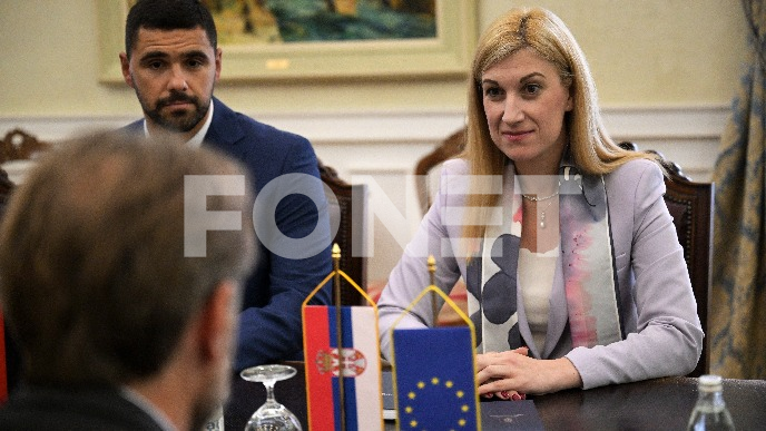 Razgovor sa Fon Bekeratom 