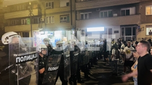 Skup ispred Skupštine grada