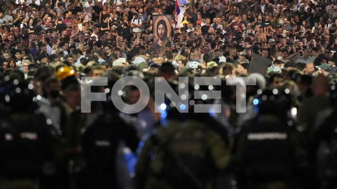 Srbija se umiriti ne može