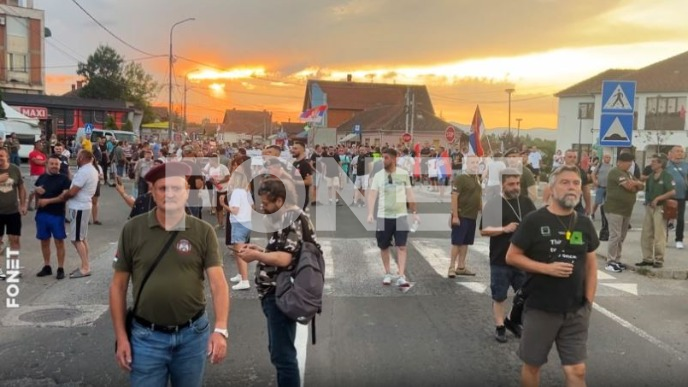 Počeo protest u Kniću