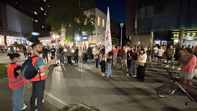 Dva skupa bez kontakta