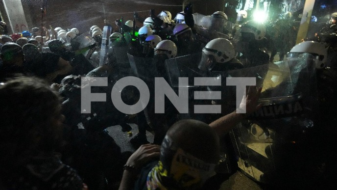 Sve nasilnije akcije policije