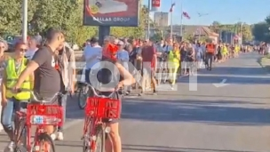 Počela protestna šetnja 