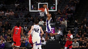 Toronto - Sakramento 130:122