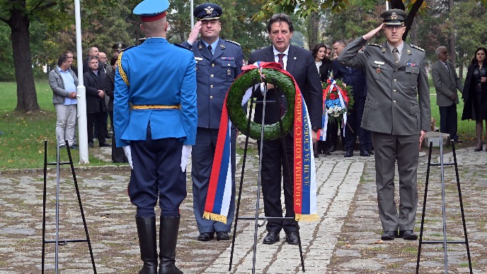 Polaganje venaca u Kruševcu