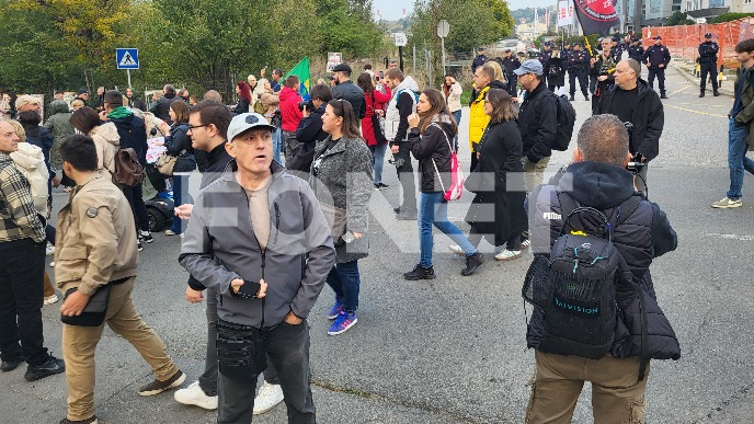 Protest ispred Informera