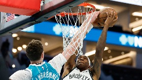 Šarlot - Bruklin 136:117