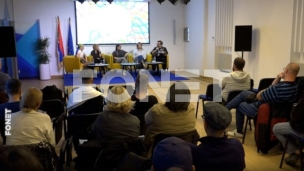 Osnovan je i kvir zbor