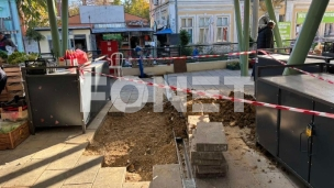 Popravka obnovljene tržnice