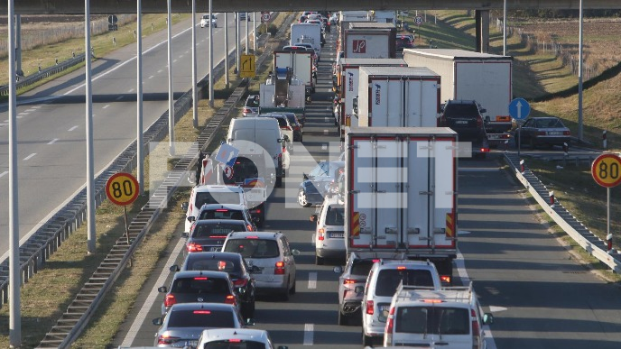 Zastoj ka Novom Sadu