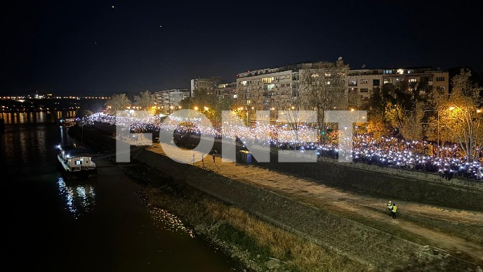 RAF: Da završimo skup u miru