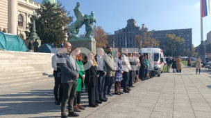 Tišina ispred Parlamenta