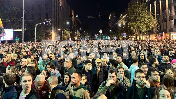 Negodovanje zbog baklji