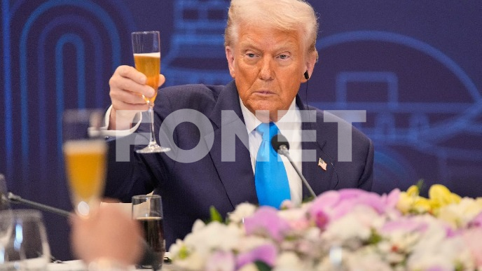 Dobili smo komuniste