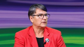 Pad vlasti - nepovratan proces