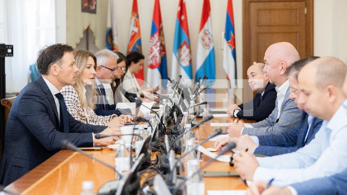 Uskoro odluka OFAC-a o NIS-u