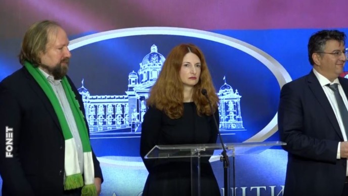 Povući odluku o trećoj smeni