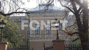 Robert Otot izbegava sastanak