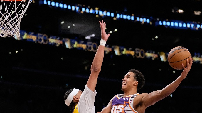 Feniks - LA Lejkers 125:108