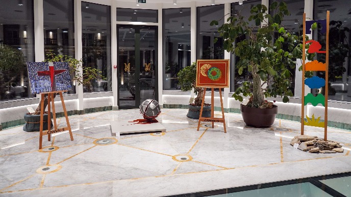 Slike i skulpture u Madleni