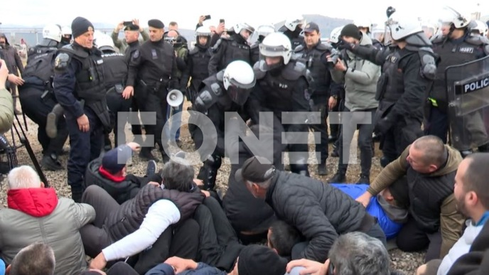 Privedeno više od 20 meštana 