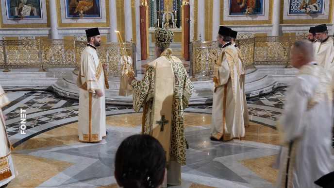 Liturgija u Hramu Svetog Save