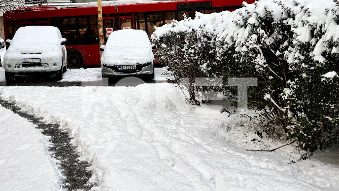 Jak mraz i ledena kiša