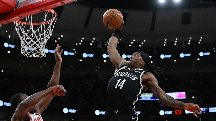 Čikago - Bruklin 124:102