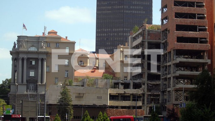 Vreme: Vučić bio na sastancima