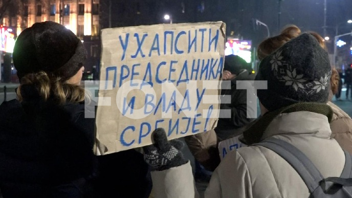 Uspostavljen saobraćaj na Trgu