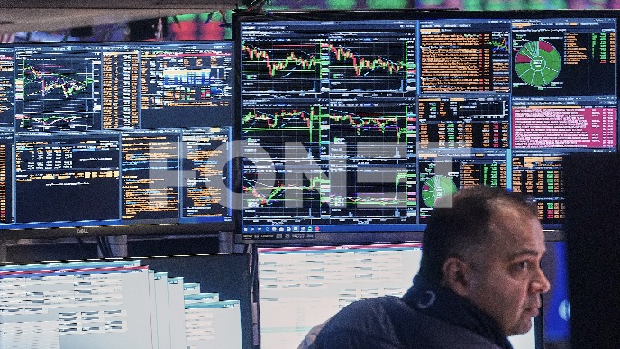 Zlato dostiglo 5.300 dolara 