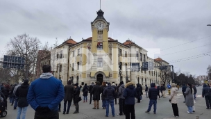 Tišina na skupu u Nišu