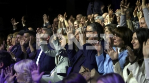 Za više znakovnih prevodilaca