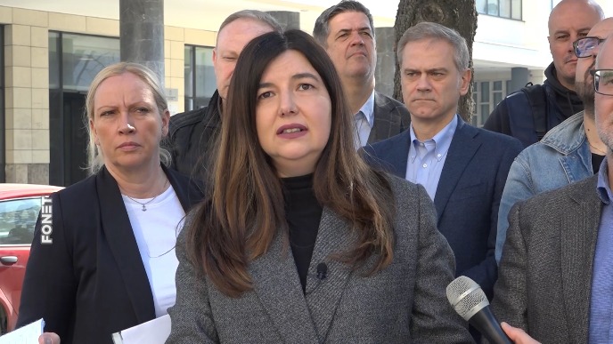 Beograd na rubu stečaja