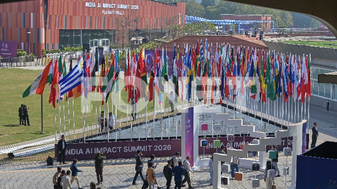 Vučić na Samitu o AI