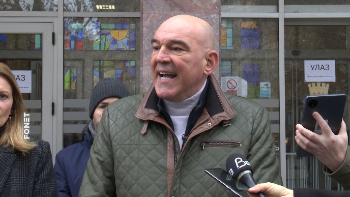 Šapić kao pijani milioner