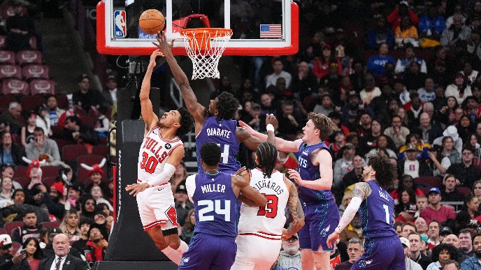 Šarlot - Čikago 131:99