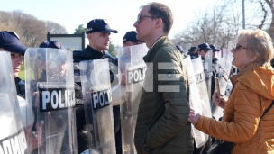 Vlast "isisava"život