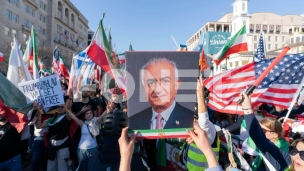 Pahlavi: Preuzimam tranziciju