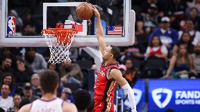 LA Klipers - Nju Orleans 137:117